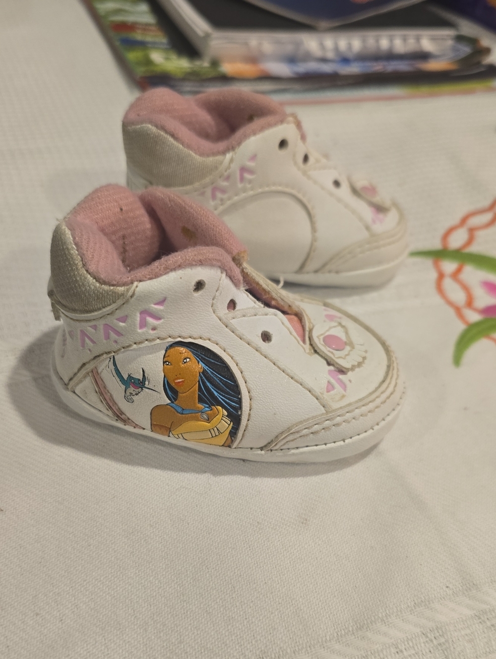Vintage 90's Disney Pocahontas Baby High-Top Shoes with Princess Design